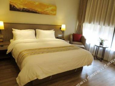 Home Inn Plus (Kunming Dian Lake Haigeng Park Guangfu Road)