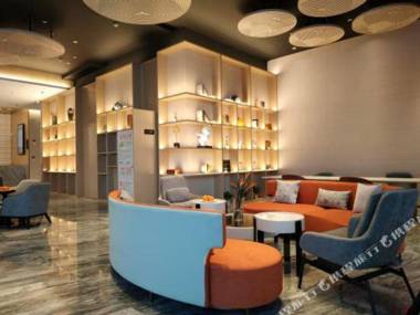 Vienna International Hotel (Kunming Dianchi Haiyuan Fortune Center)