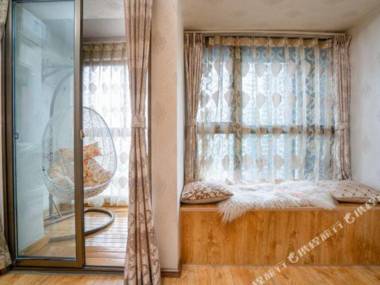 Kun Ming Hua Yang Nian Hua Gong Yu Hotel