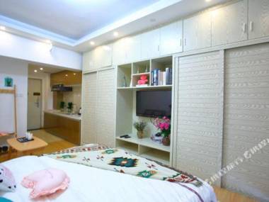 Double 11 Theme Hotel