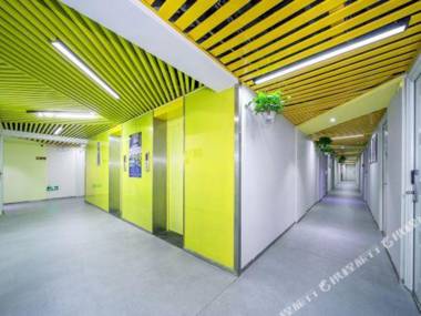 Double 11 Theme Hotel