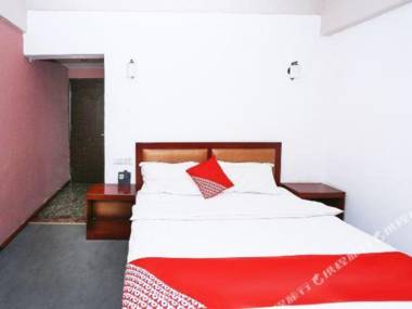 Kun Ming Pei Sheng Shang Wu Jiu Dian (Kun Ming Huo Che Zhan Dian )