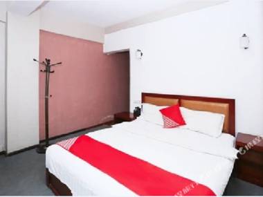 Kun Ming Pei Sheng Shang Wu Jiu Dian (Kun Ming Huo Che Zhan Dian )