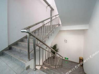 Kunming Haolong Business Hotel