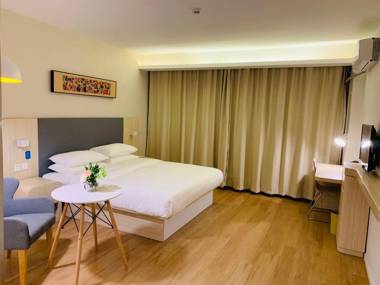 Hanting Hotel Kaili International Trade Shopping Center