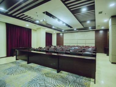 GreenTree Eastern Hotel Duyun Weng'an County Jinmei Times Bus Station