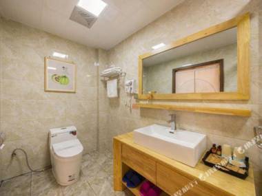 Jing De Zhen Tao Yuan Qi Jian Fang Inn