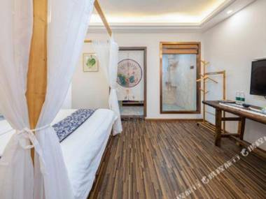 Jing De Zhen Tao Yuan Qi Jian Fang Inn