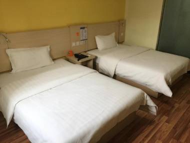 7Days Inn Jinan Lixia District Government