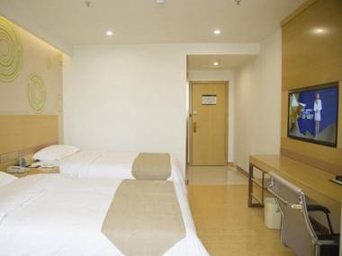 GreenTree Inn Jinan Yaoqiang Airport Airport Road Business Hotel