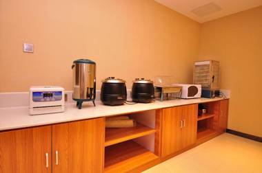 7Days Premium Ji`nan Luokou Clothing City Wuying Hill North Road