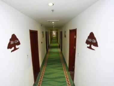 Shell Hotel Jinan Tianqiao District Railway Station Square