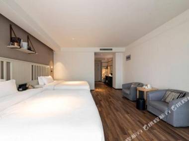 Borrman Hotel Jinan West Station Greenland Central Square