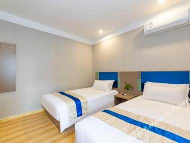 Tian Di Ren He Lian Suo Jiu Dian (Ji Nan He Xie Guang Chang Er Tong Yi Yuan Dian )