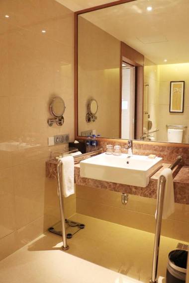 DoubleTree By Hilton Jiaxing