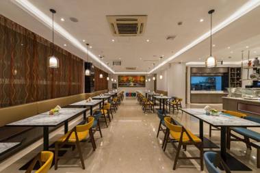 Hanting Hotel Haining Haichang Road Railway Station