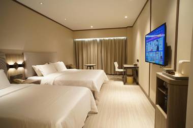 Hanting Hotel Haining Haichang Road Railway Station