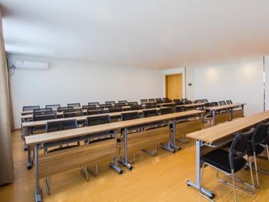 GreenTree Jiaxing Qixing Town Goverment Hotel