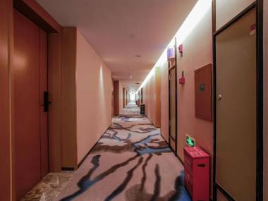 Xana Lite Huizhou Railway Station