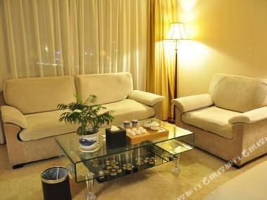 River Scene Palace Hotel