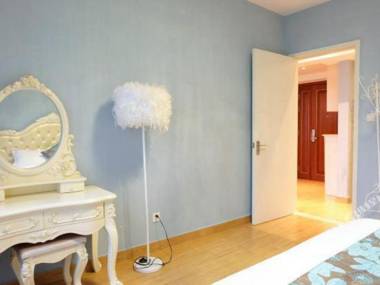 Hui Zhou Yun Shang Jun Yue Guo Ji Gong Yu Jiu Dian (Hua Mao Dian )