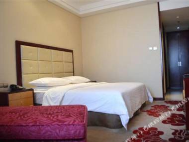 Chun Xue Four Seasons Hotel