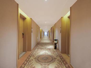 Vienna Hotel Shandong Heze Chengwu Jade Market