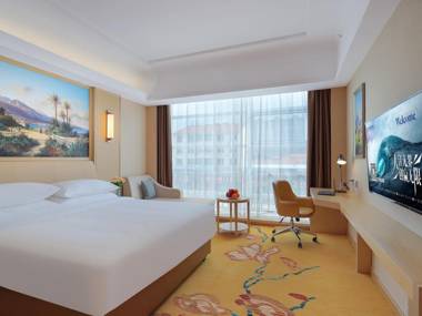 Vienna Hotel Shandong Heze Chengwu Jade Market