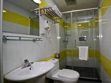 7 Days Inn Hefei Railway Station Square Branch