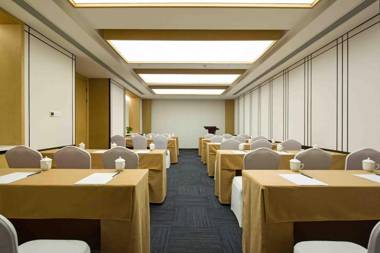 The Hotel V Hefei Swan Lake