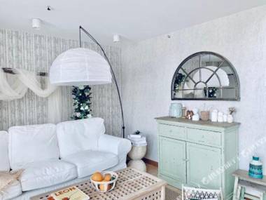 Grapefruit Hotel