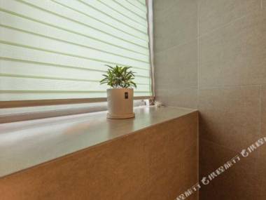 Ge Mei Jiu Dian (He Fei Qian Shan Bei Lu Feng Huang Cheng Dian )