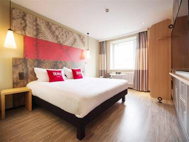 ibis Harbin Central Street Hotel