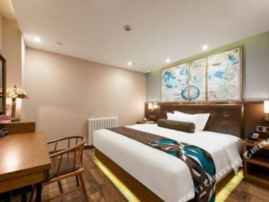 James Joyce Coffetel (Harbin Haxi High Speed Railway Station Wanda Plaza)