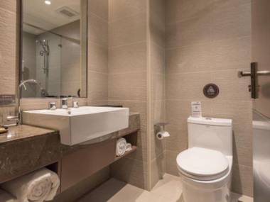 Home Inn Plus (Harbin Central Street)