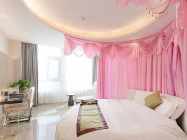 S International Hotel