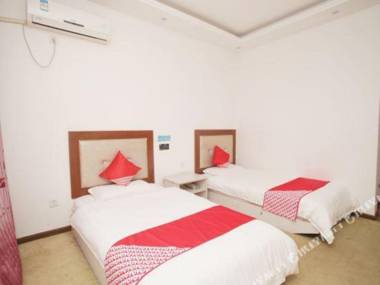 Lianquan Business Hotel