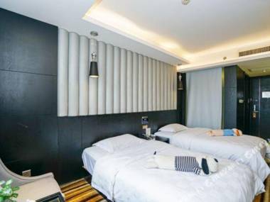 Gulong Hotel (Hanzhong High-speed Railway Station Wanbang)