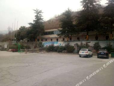 Hanzhong grand road hotel