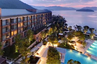 InterContinental One Thousand Island Lake Resort an IHG Hotel