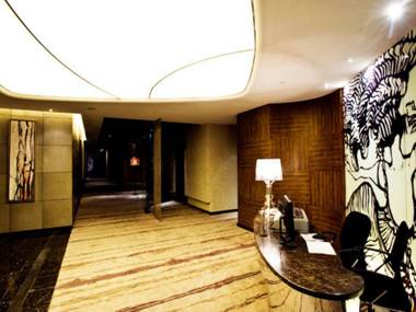Hangzhou E M Grand Hotel
