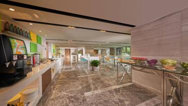 Holiday Inn Express Hangzhou Huanglong an IHG Hotel