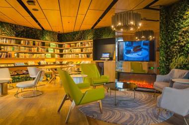 Atour Hotel Canal Hangzhou