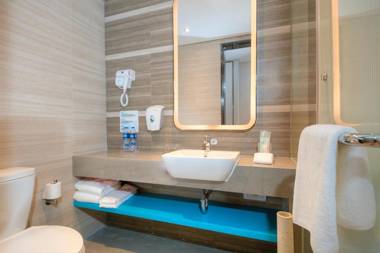 Holiday Inn Express Hangzhou East Station an IHG Hotel