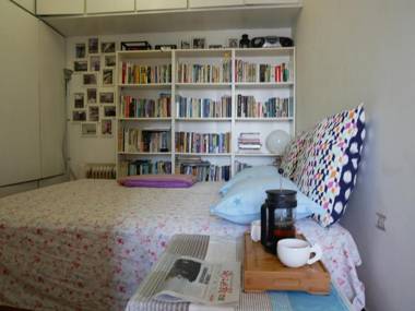 Books&Bed Close to the Lake