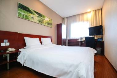 JI Hotel (Hangzhou Weilai Kejicheng Lving Road)