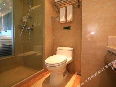 Vienna International Hotel (Hangzhou Jiubao Passenger Transport Center)