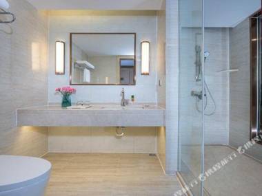 Vienna International Hotel (Hangzhou Liangzhu Logistics Center store)