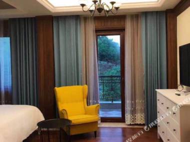 Sangzhu Yishu Hostel