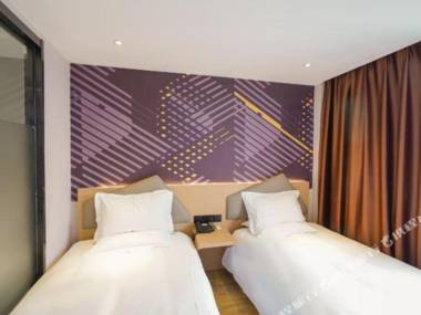 IU Hotel (Hangzhou West Lake Fengqi Road Metro Station)